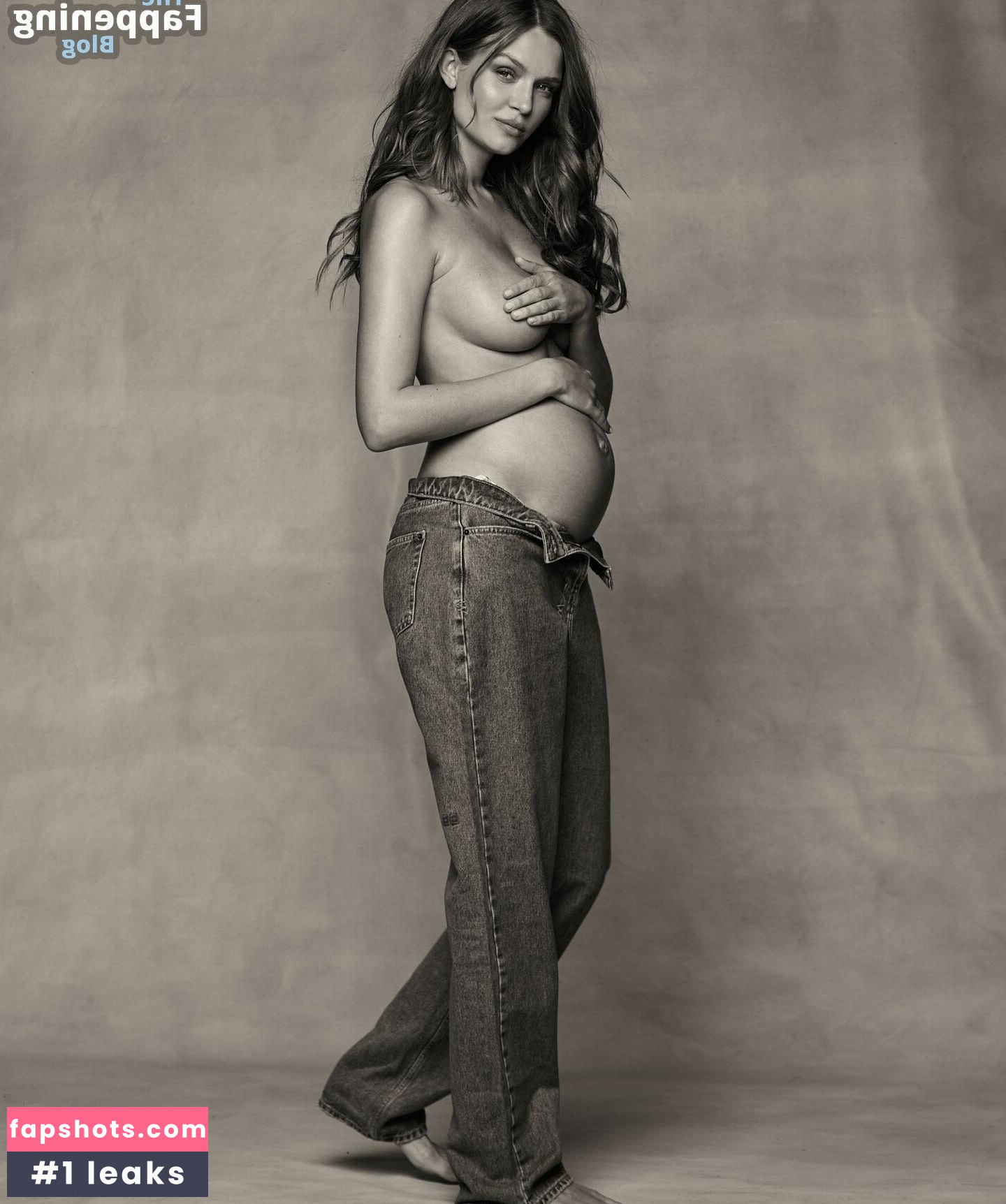 Josephine Skriver gallery photo #157