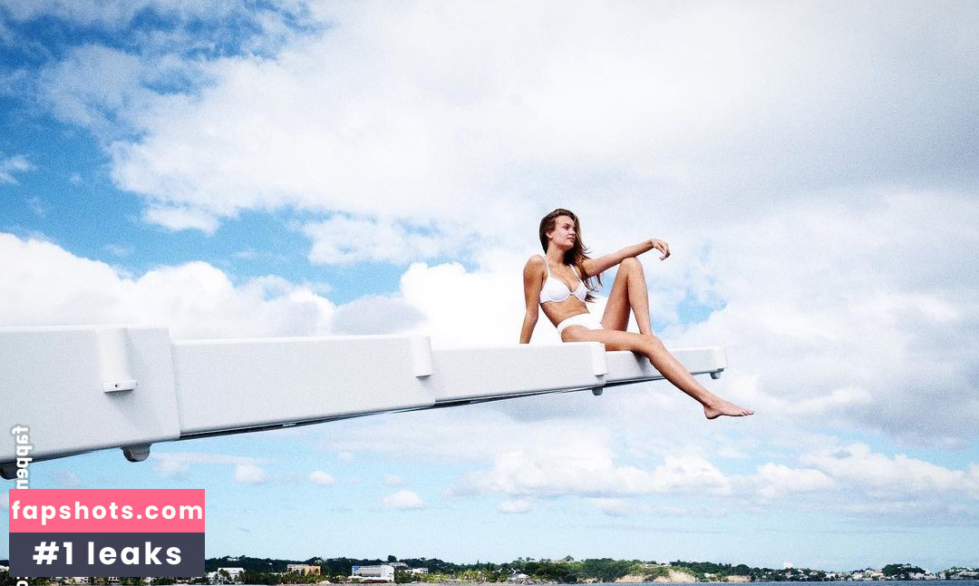 Josephine Skriver gallery photo #452