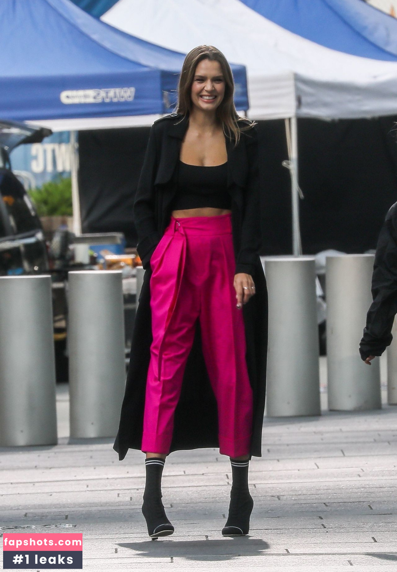 Josephine Skriver gallery photo #476