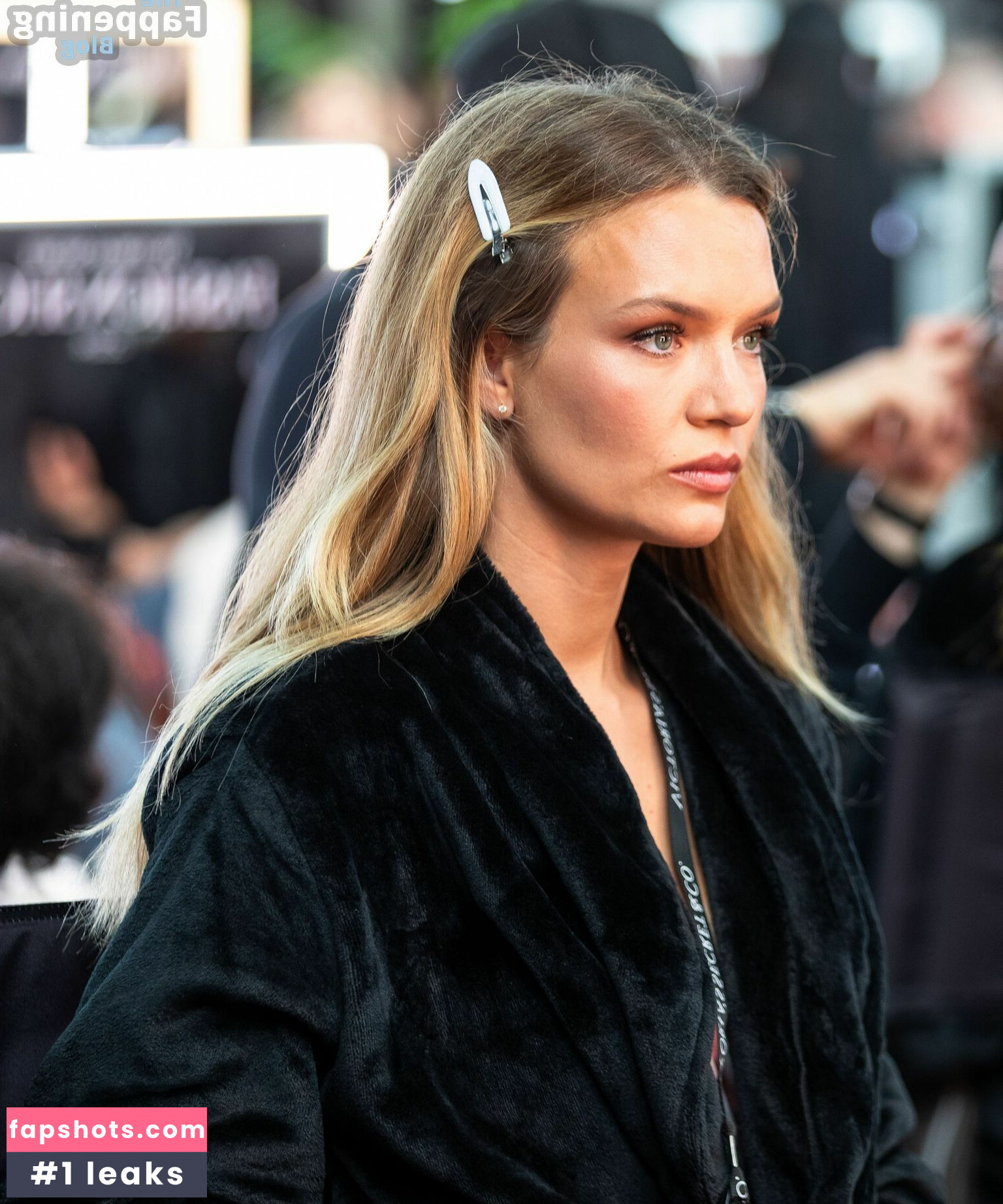 Josephine Skriver gallery photo #52