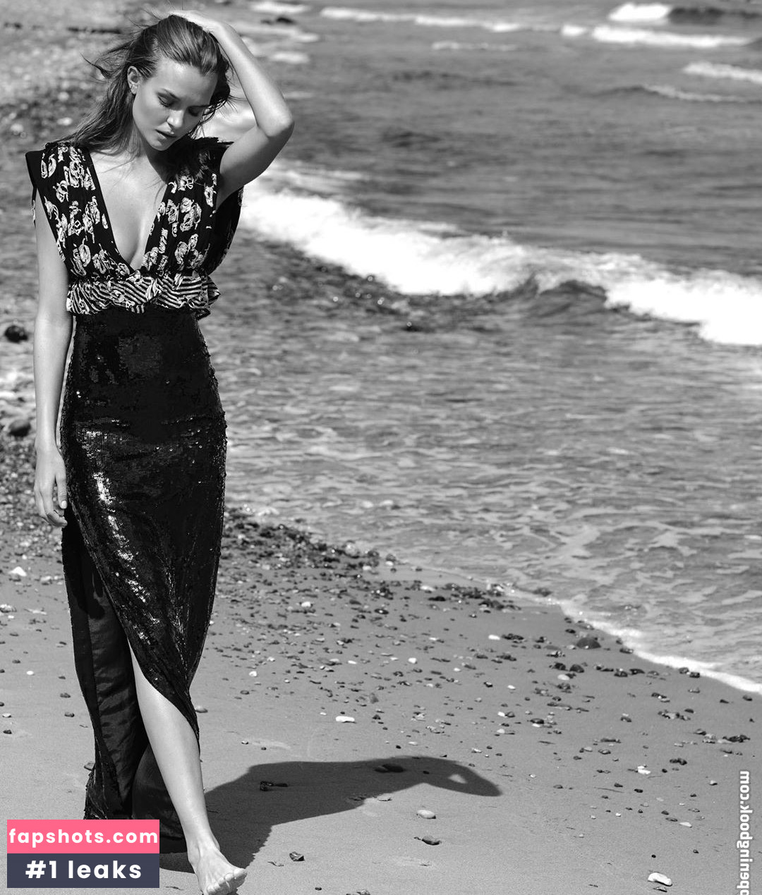 Josephine Skriver gallery photo #515