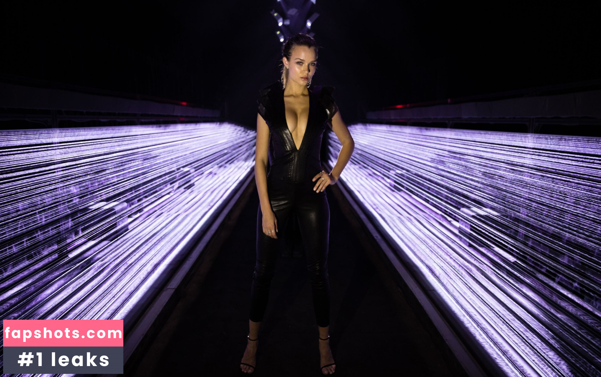 Josephine Skriver Nahé úniky fotek pouze od fanoušků #673 - Fapshots