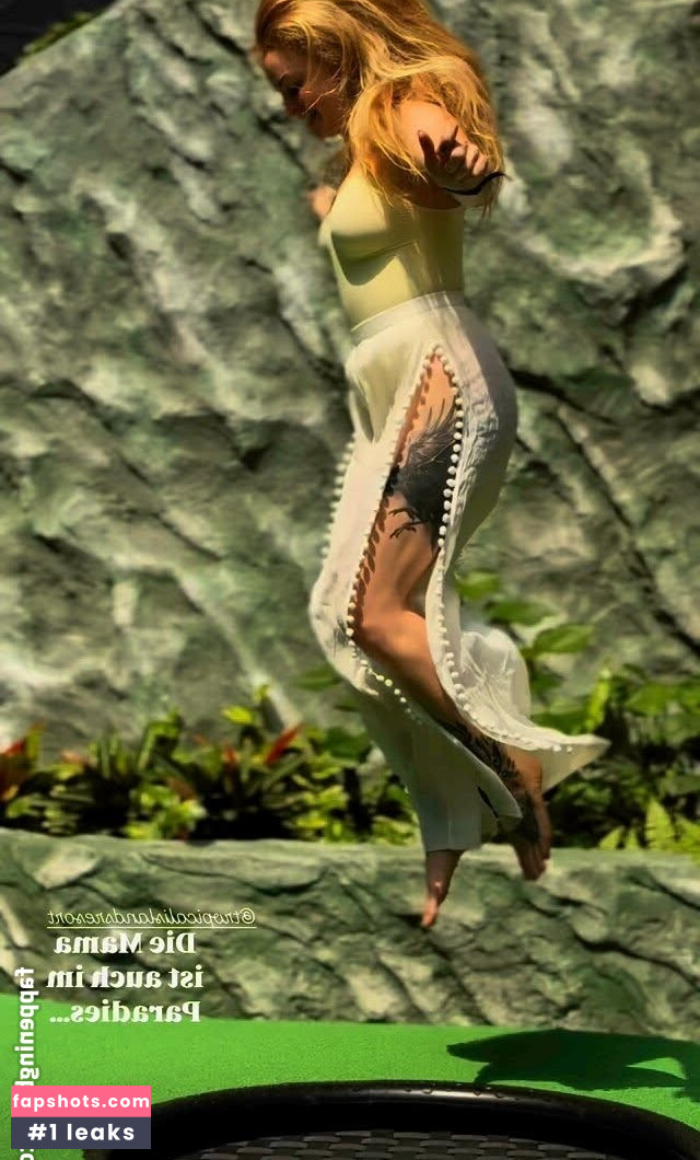 Josephine Welsch gallery photo #22