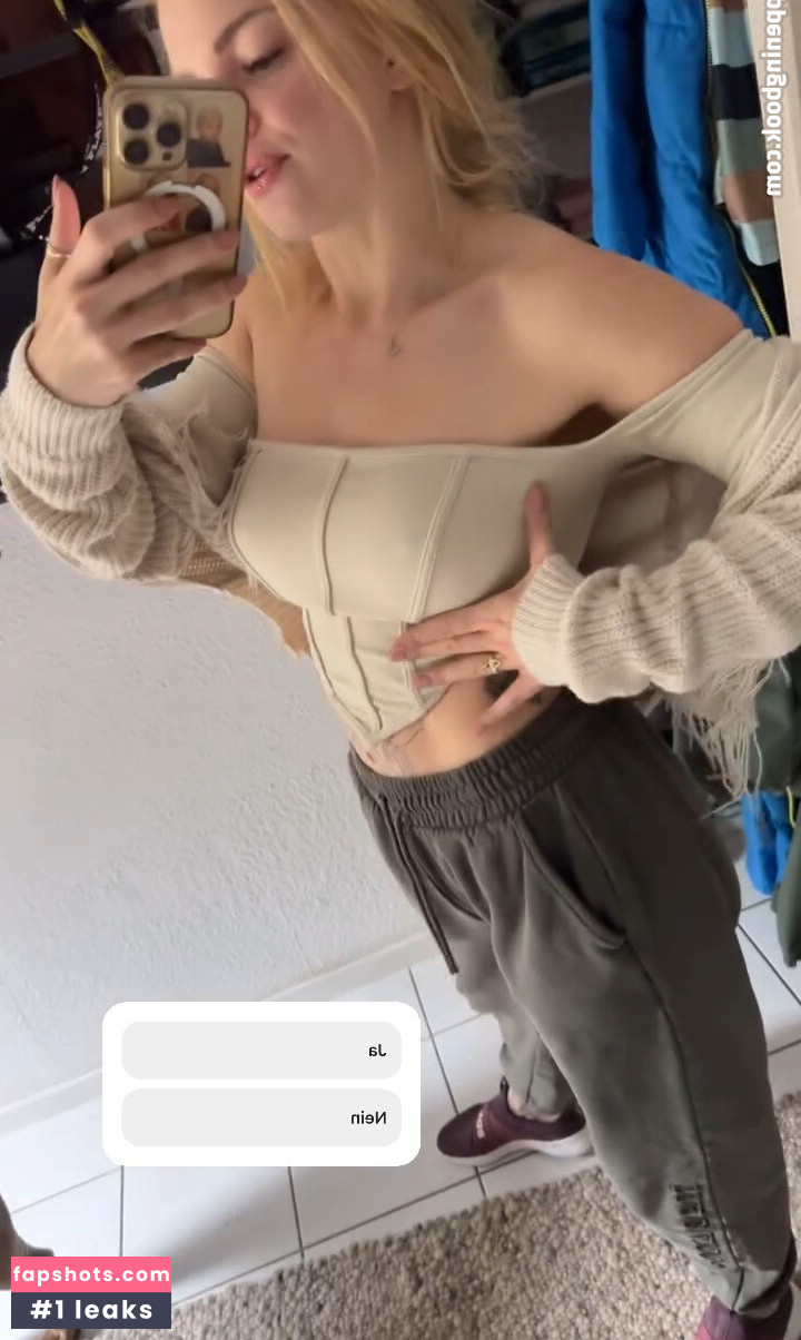 Josephine Welsch gallery photo #62