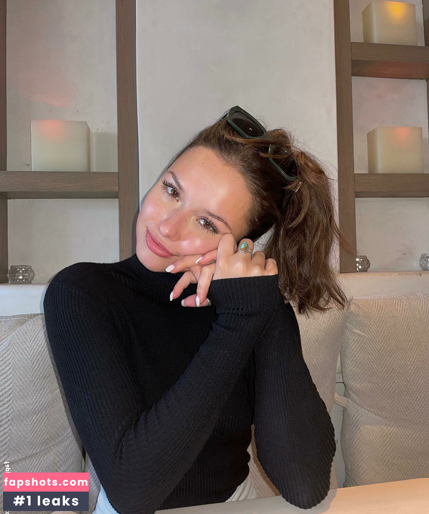 Josie Conely nude babe gallery