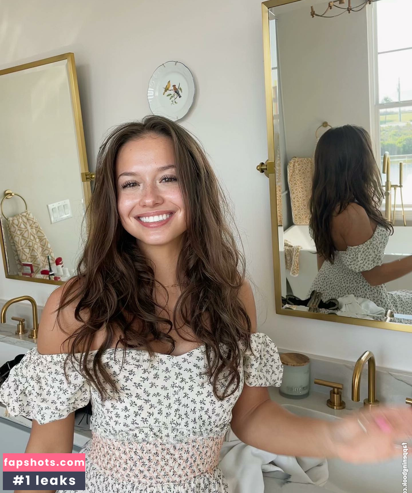 Josie Conely gallery photo #17