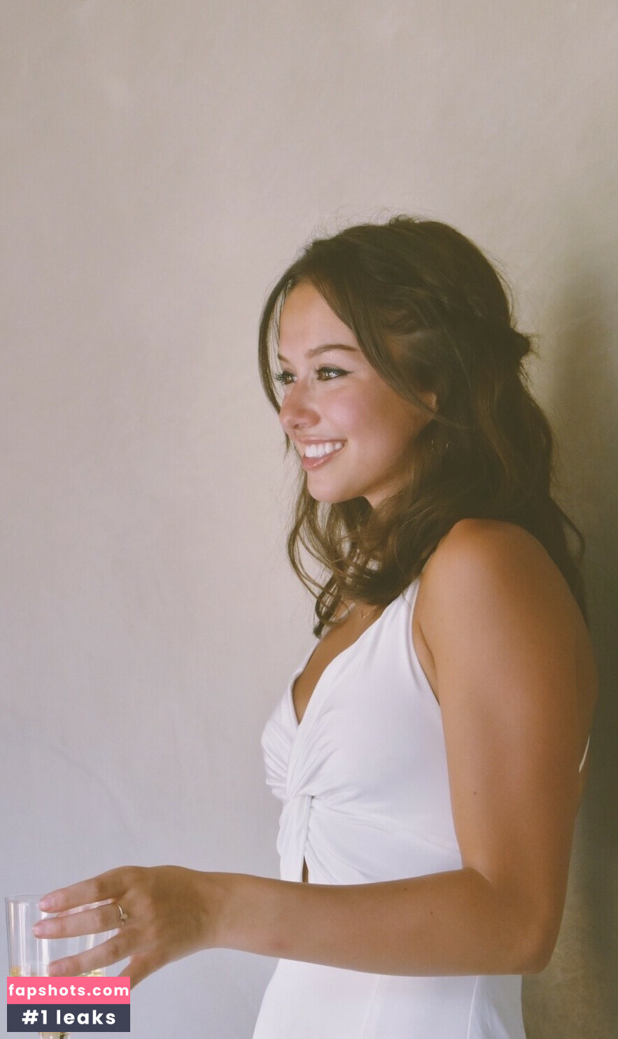 Josie Conely gallery photo #28