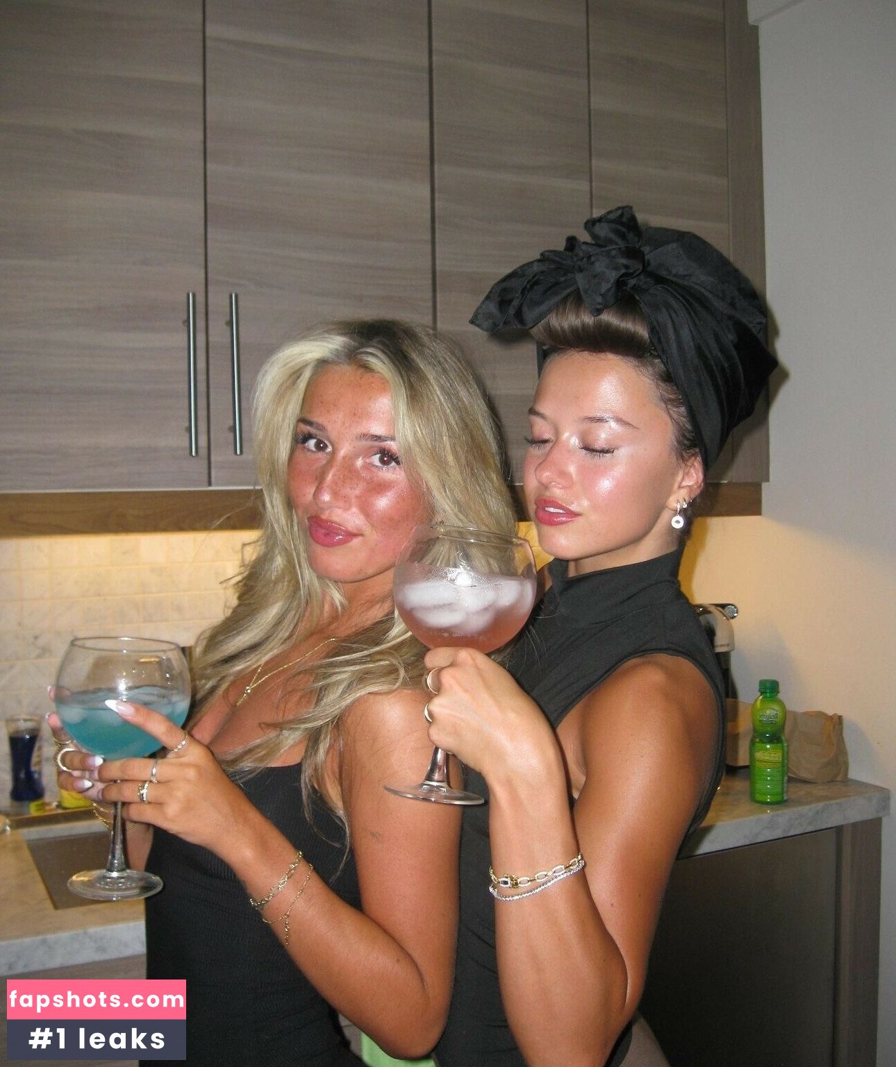 Josie Conely gallery photo #4