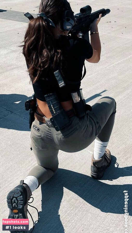 Josie Conely gallery photo #50