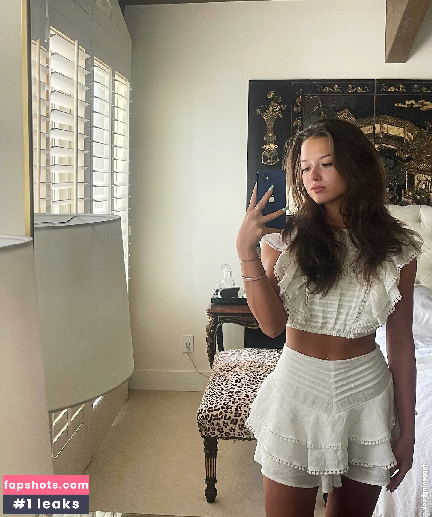 Josie Conely gallery photo #10