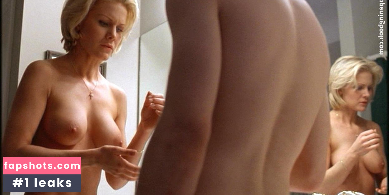 Josie Davis gallery photo #29