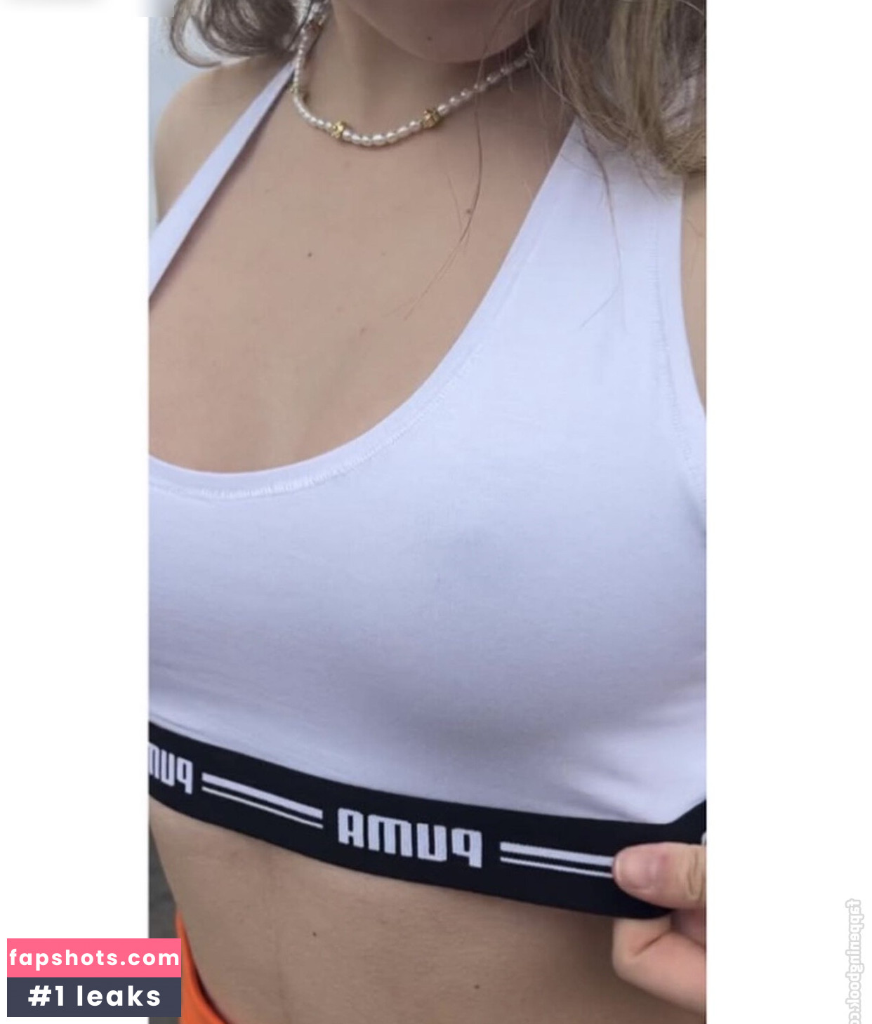 Josie Hermer gallery photo #13