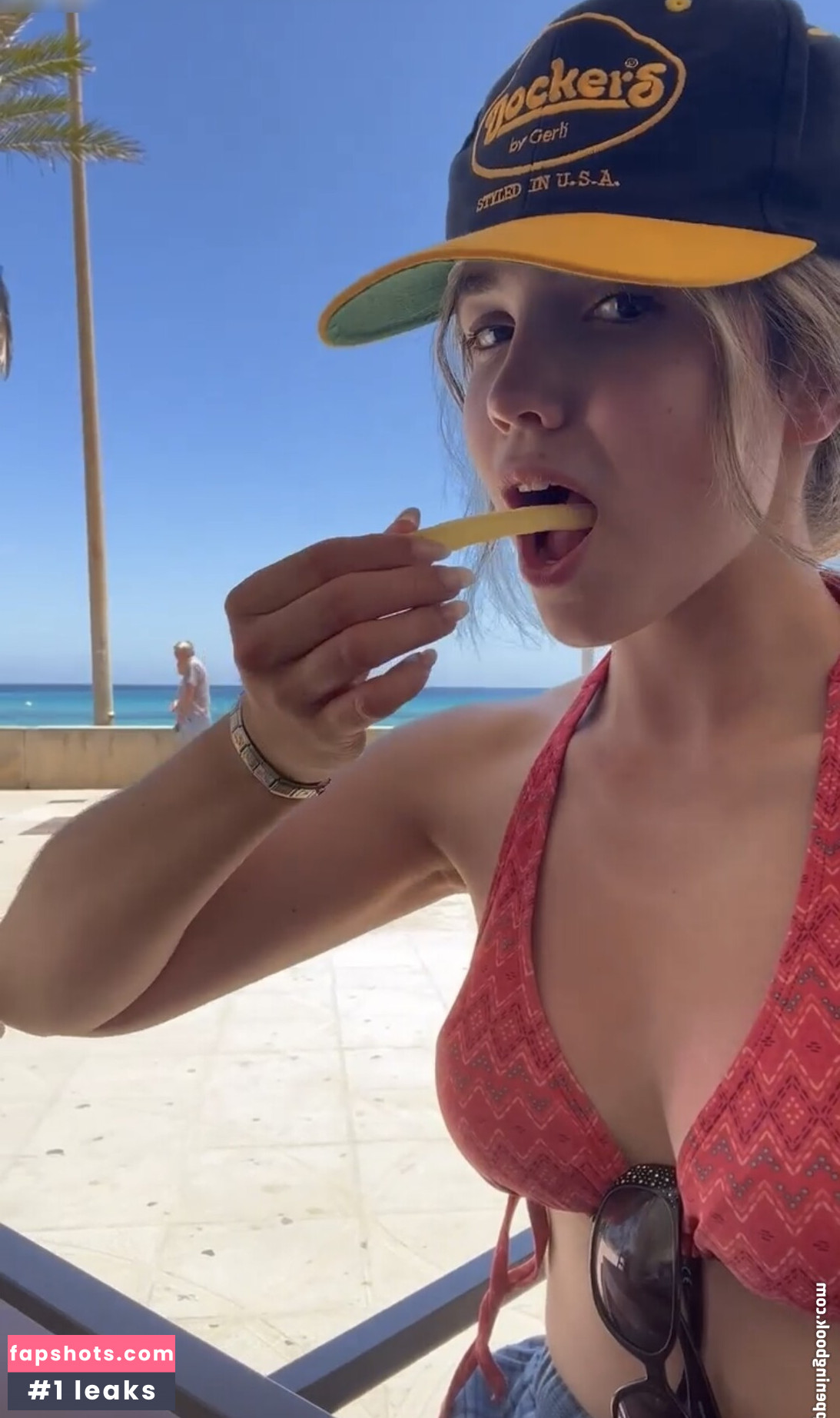 Josie Hermer gallery photo #18