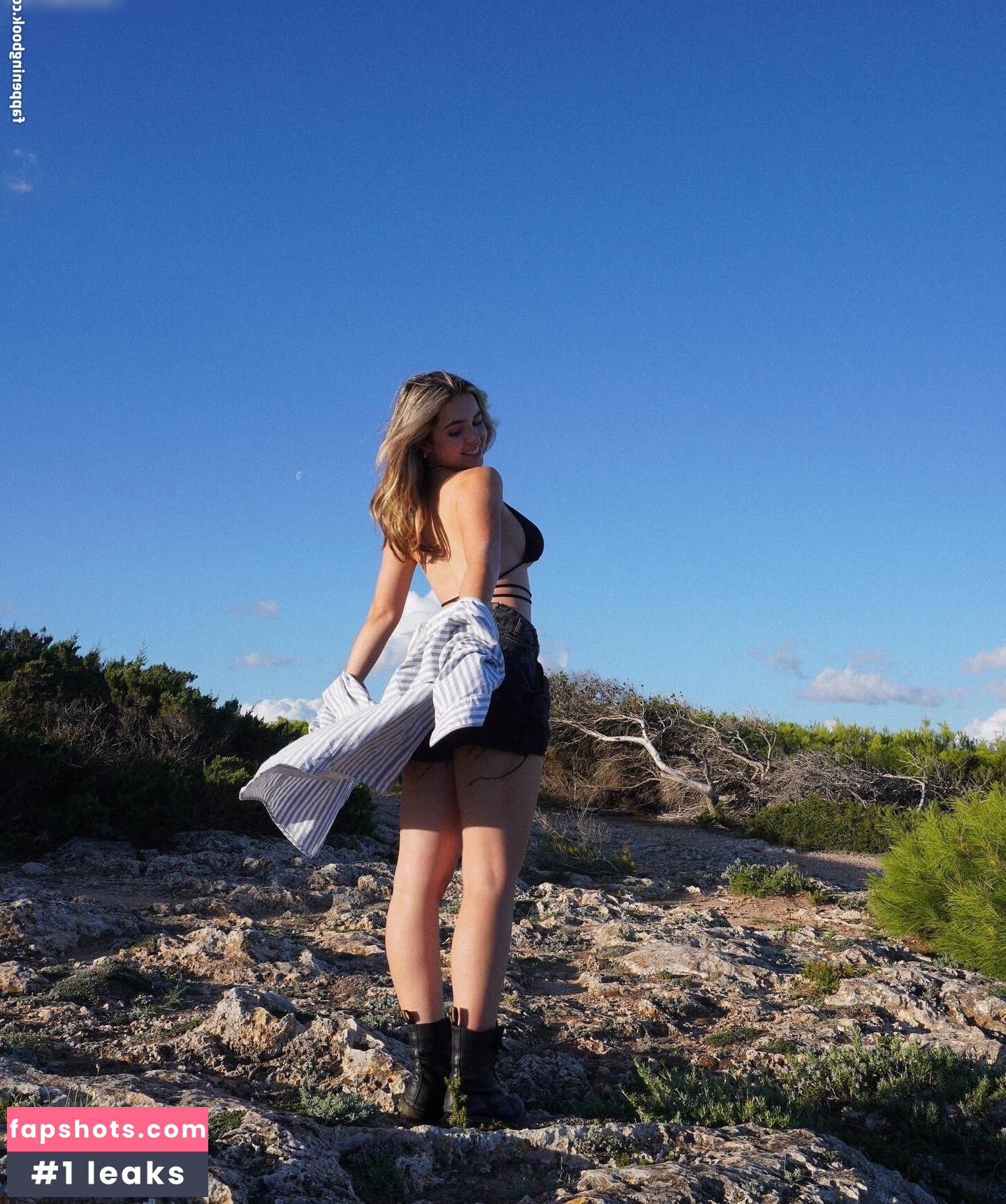 Josie Hermer gallery photo #7