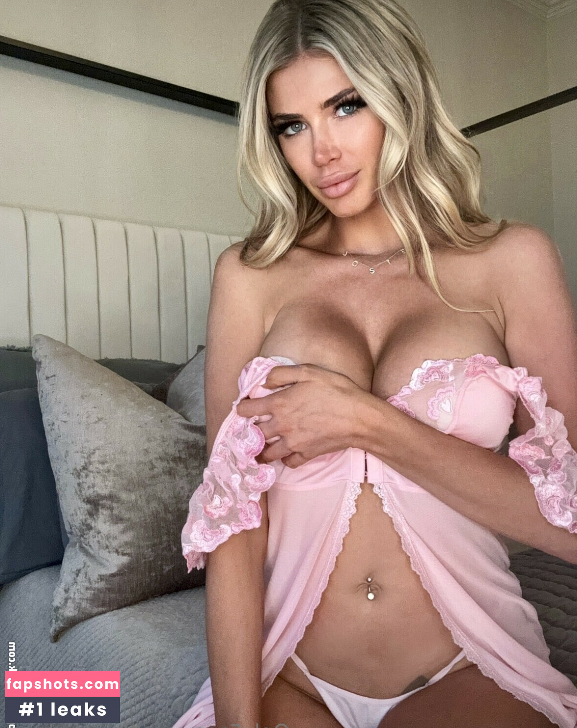 Josie Leigh gallery photo #2