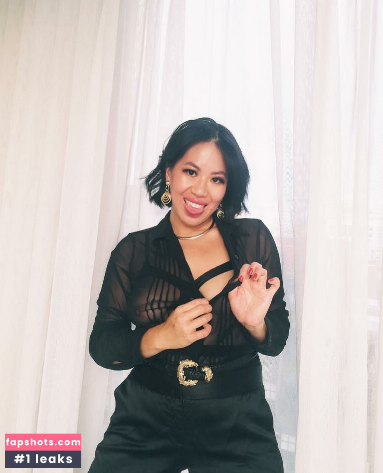 Josie Qu Nude Leaks OnlyFans Photos #4 - LeakJerk