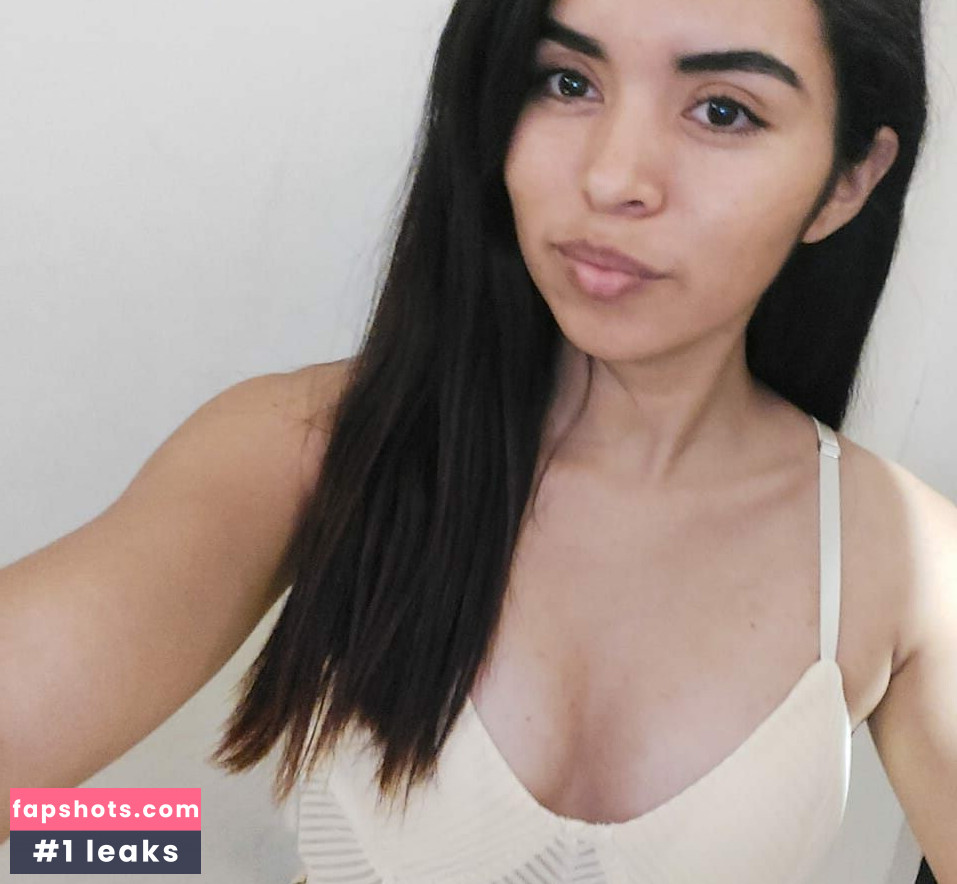 Joss Perez nude babe gallery