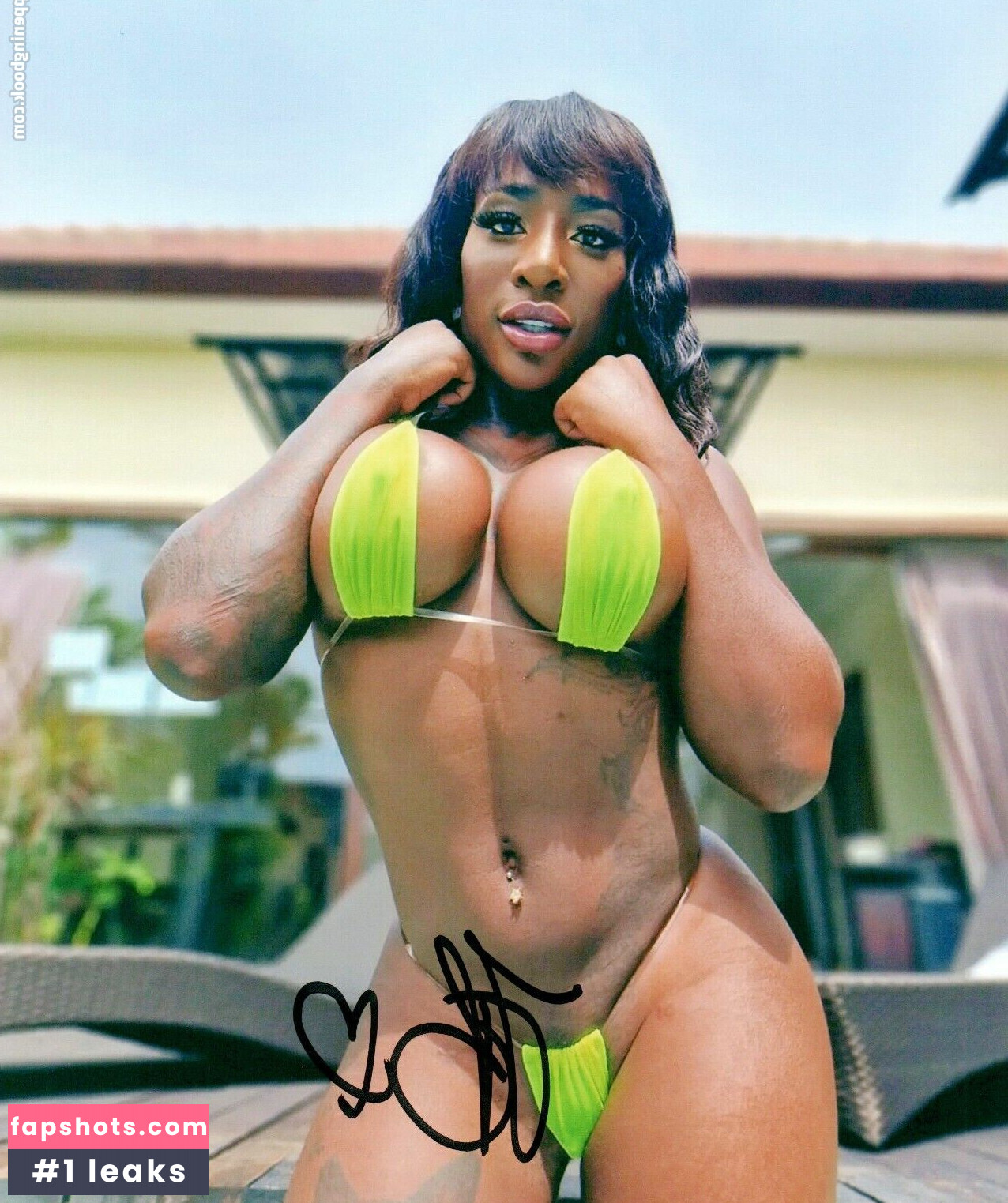 Josy Black gallery photo #7