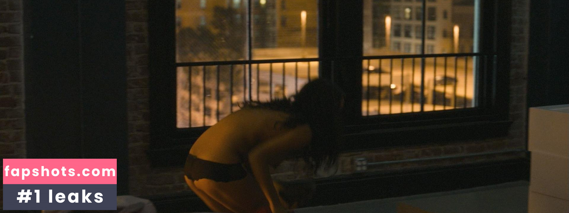 Joy Bryant gallery photo #32