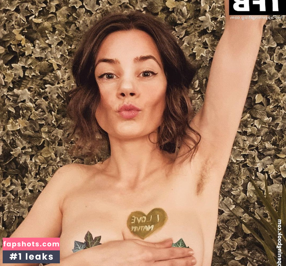 Joyce Ilg gallery photo #41