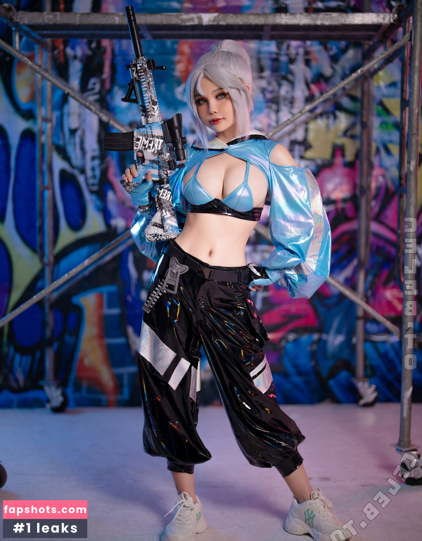 Joyce_lin2x gallery photo #12