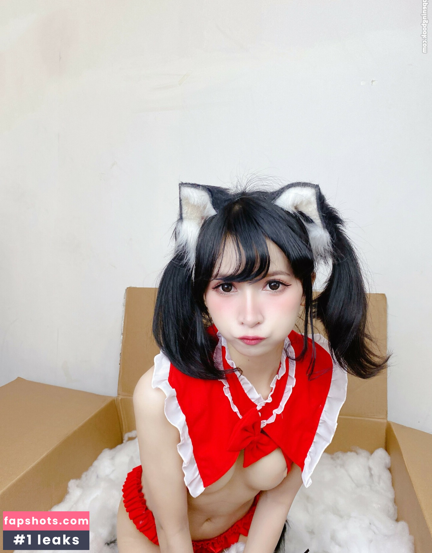 Joyce Poring gallery photo #49