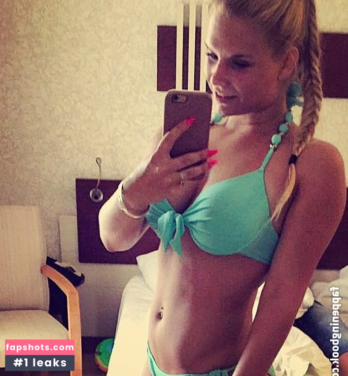 Joyce Straten gallery photo #17