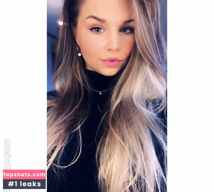 Joyce Straten gallery photo #21