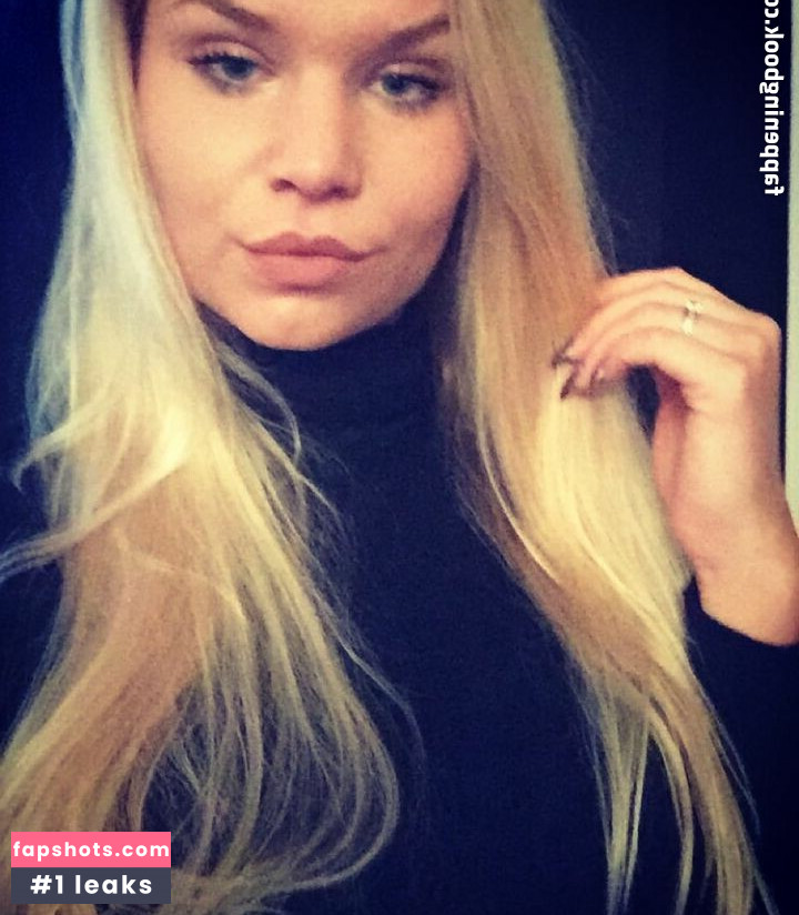 Joyce Straten gallery photo #23