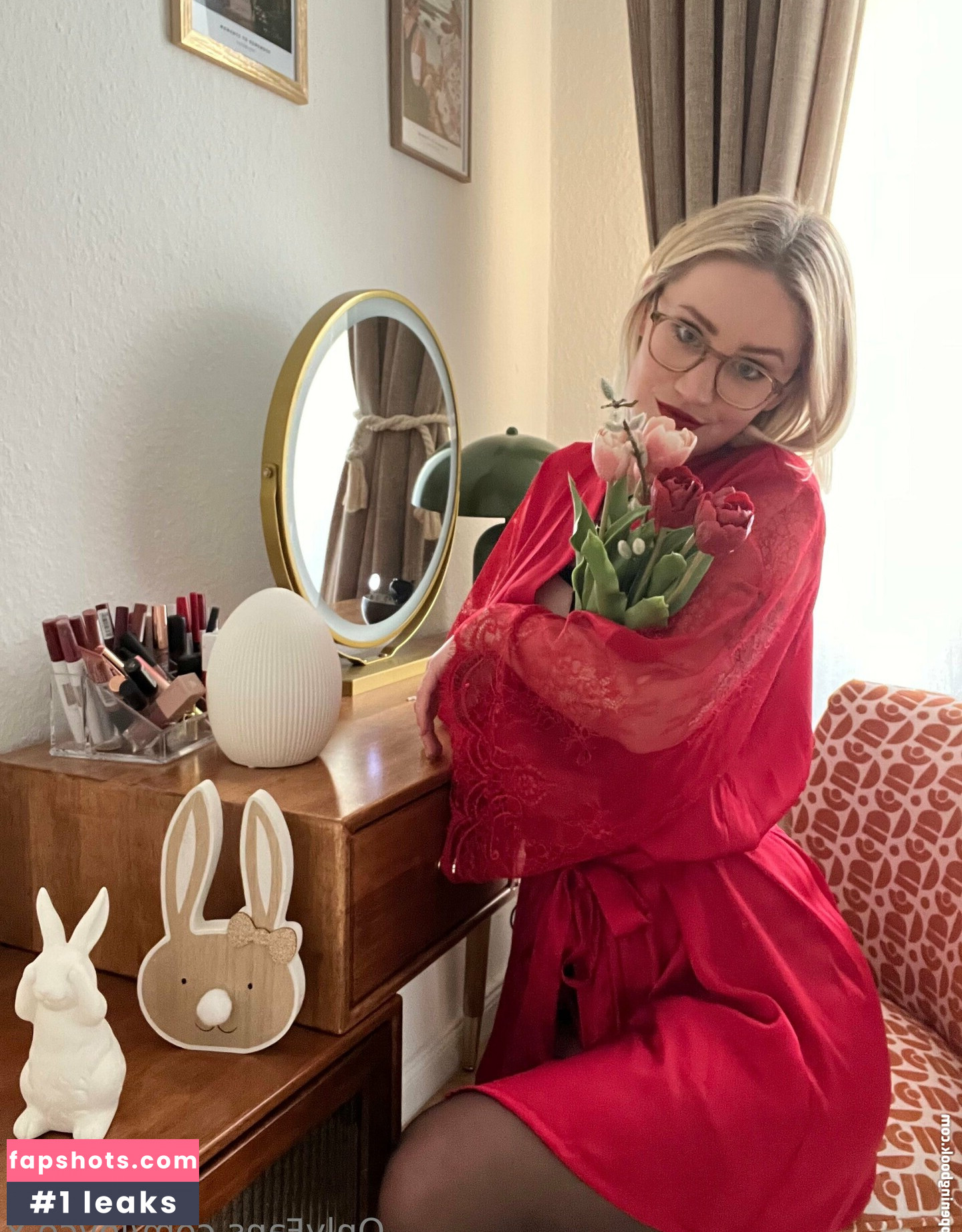 Joyce X gallery photo #23