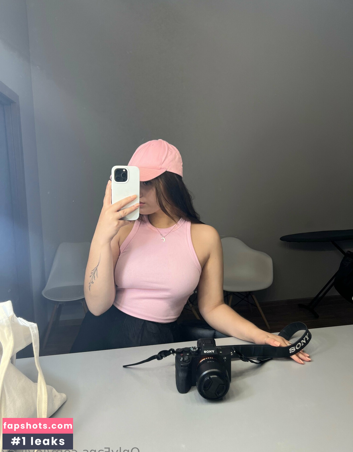 joylucy Nude Leaks OnlyFans Photos #12 - Fapshots