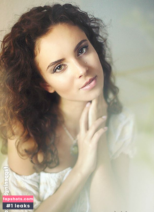 Jsa Stein gallery photo #2