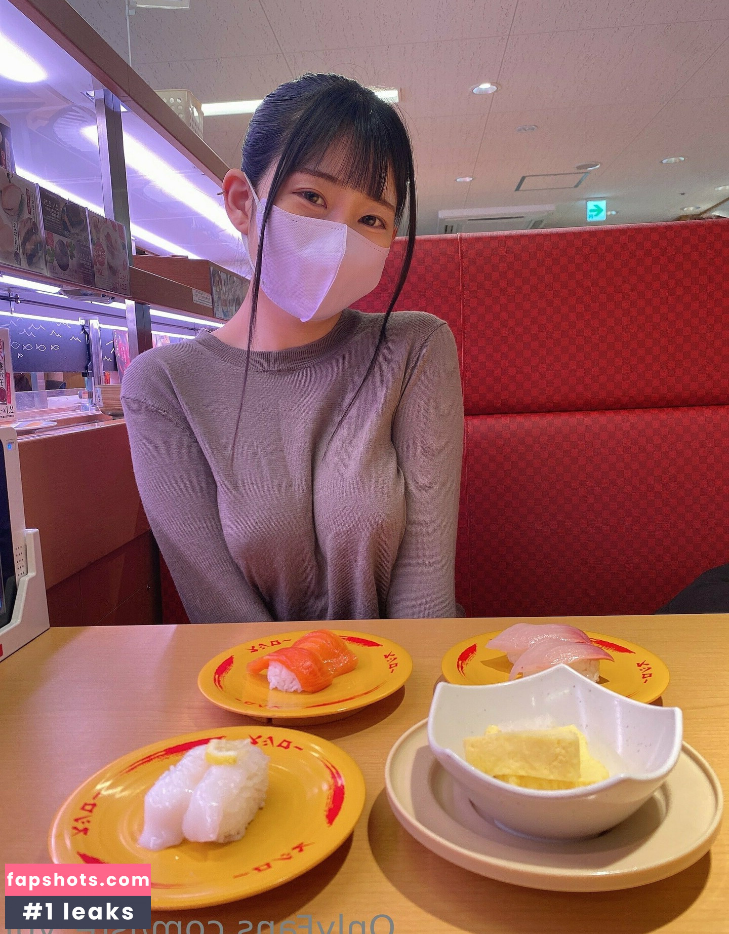 jste_yui gallery photo #3