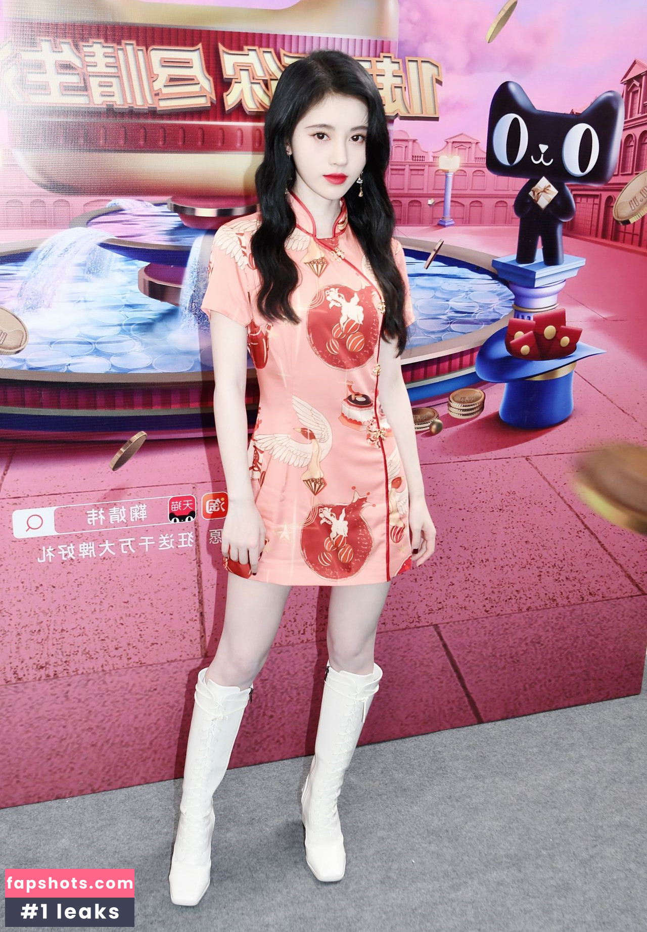 Ju Jingyi gallery photo #5