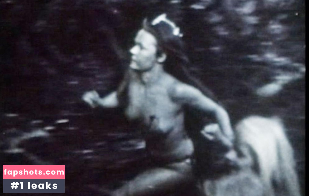 Judi Dench gallery photo #17