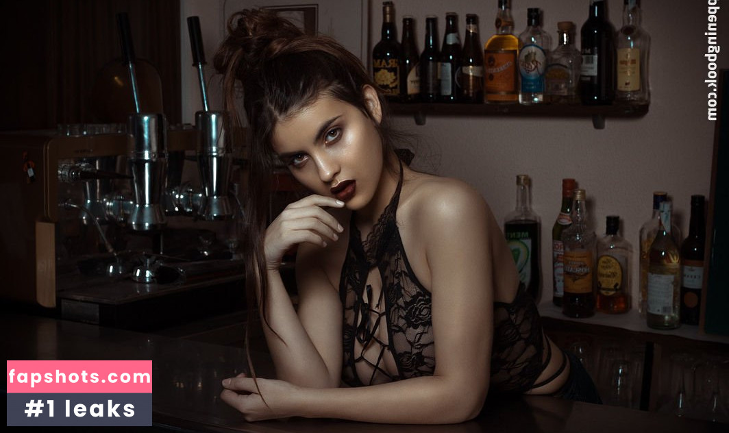 Judit Guerra gallery photo #218