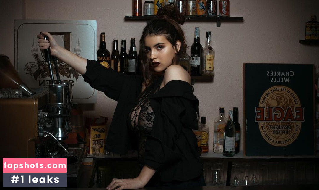 Judit Guerra gallery photo #223