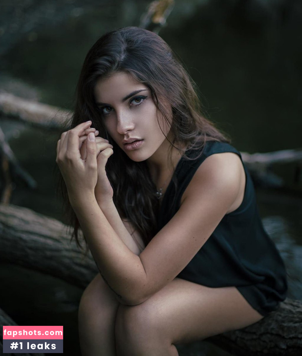 Judit Guerra gallery photo #238