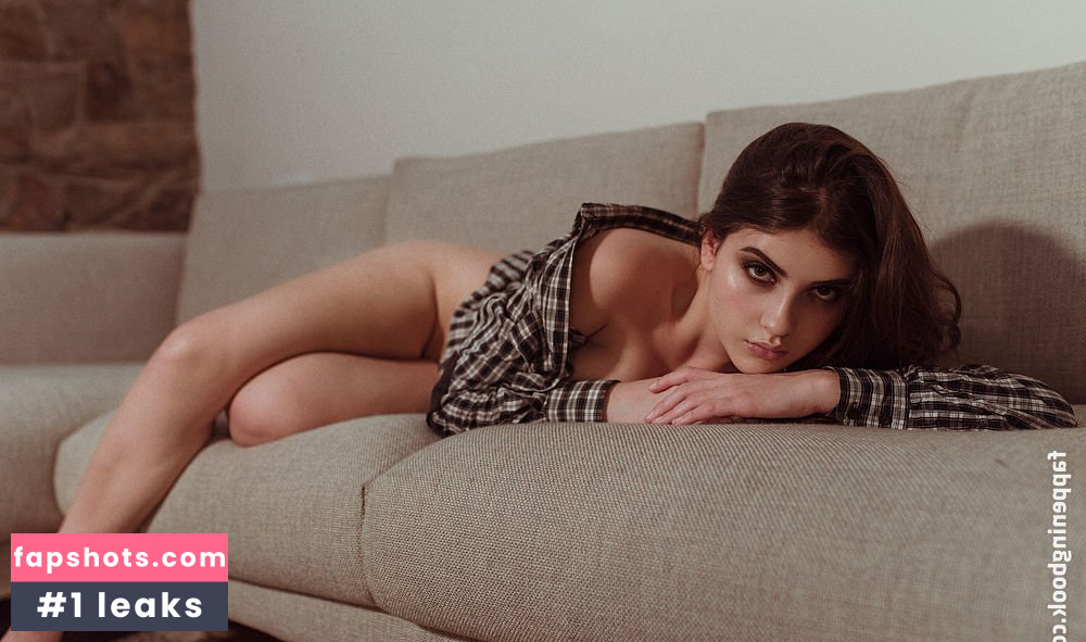 Judit Guerra gallery photo #243