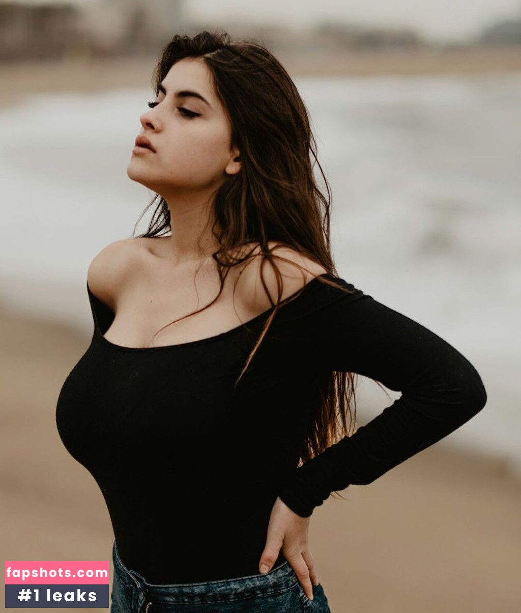 Judit Guerra gallery photo #245