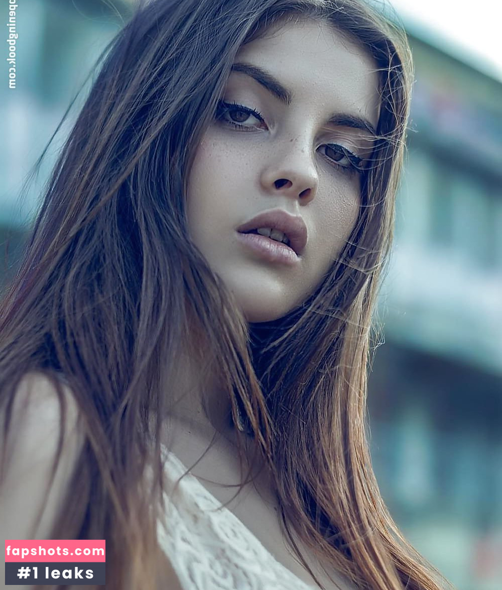 Judit Guerra gallery photo #281