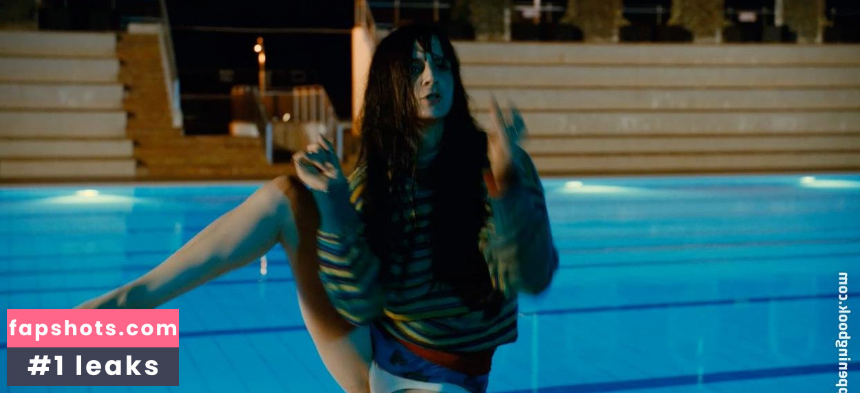 Judith Chemla gallery photo #28