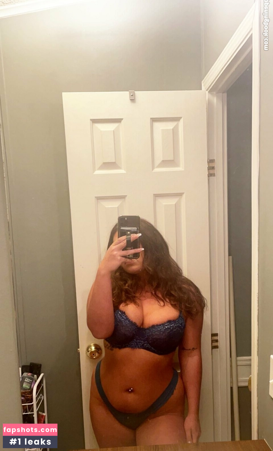 Juiciest Jade gallery photo #4