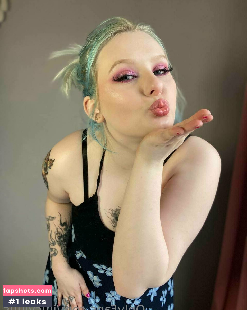 juicyjuus gallery photo #5