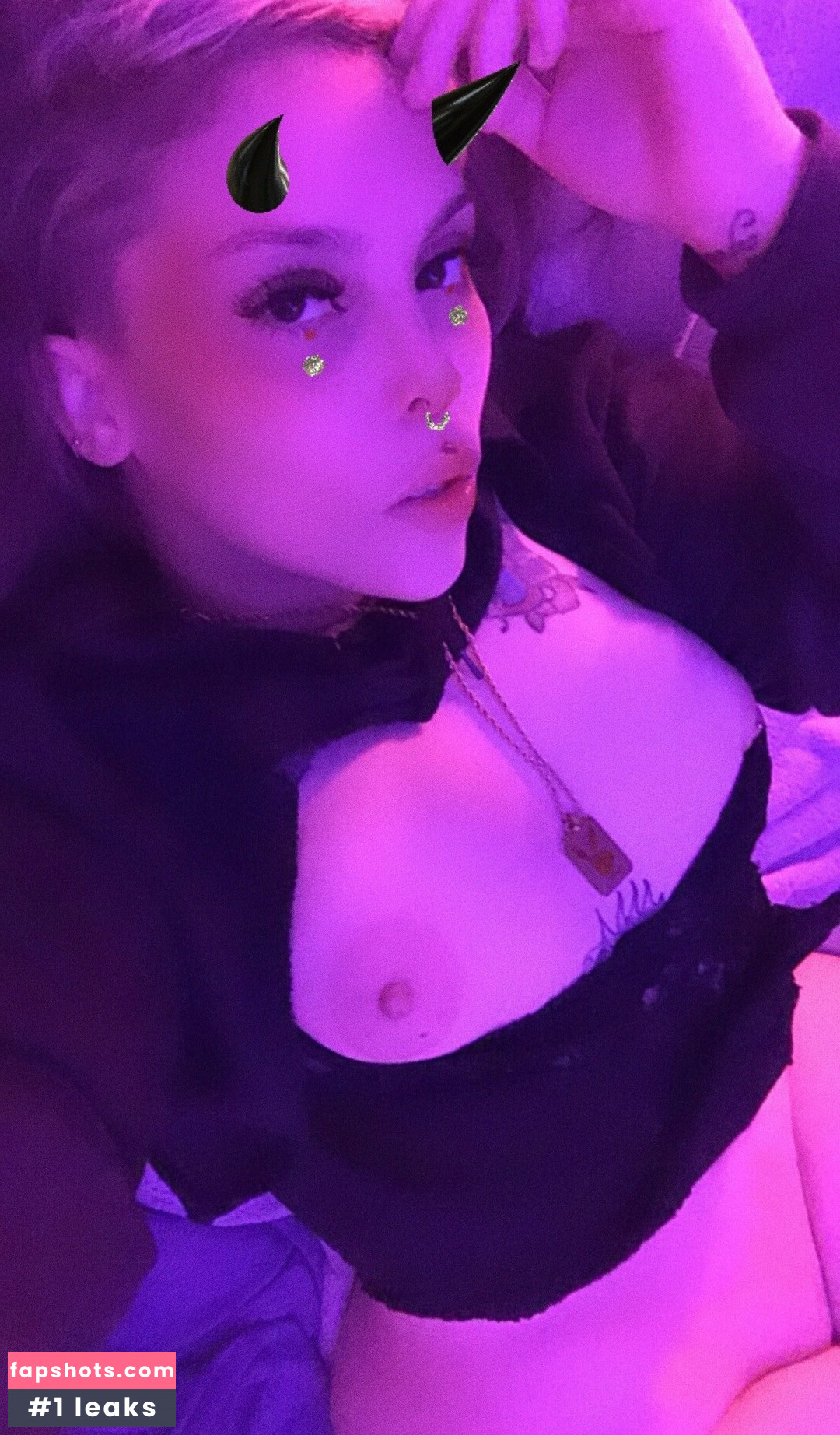 Juicymagx gallery photo #2