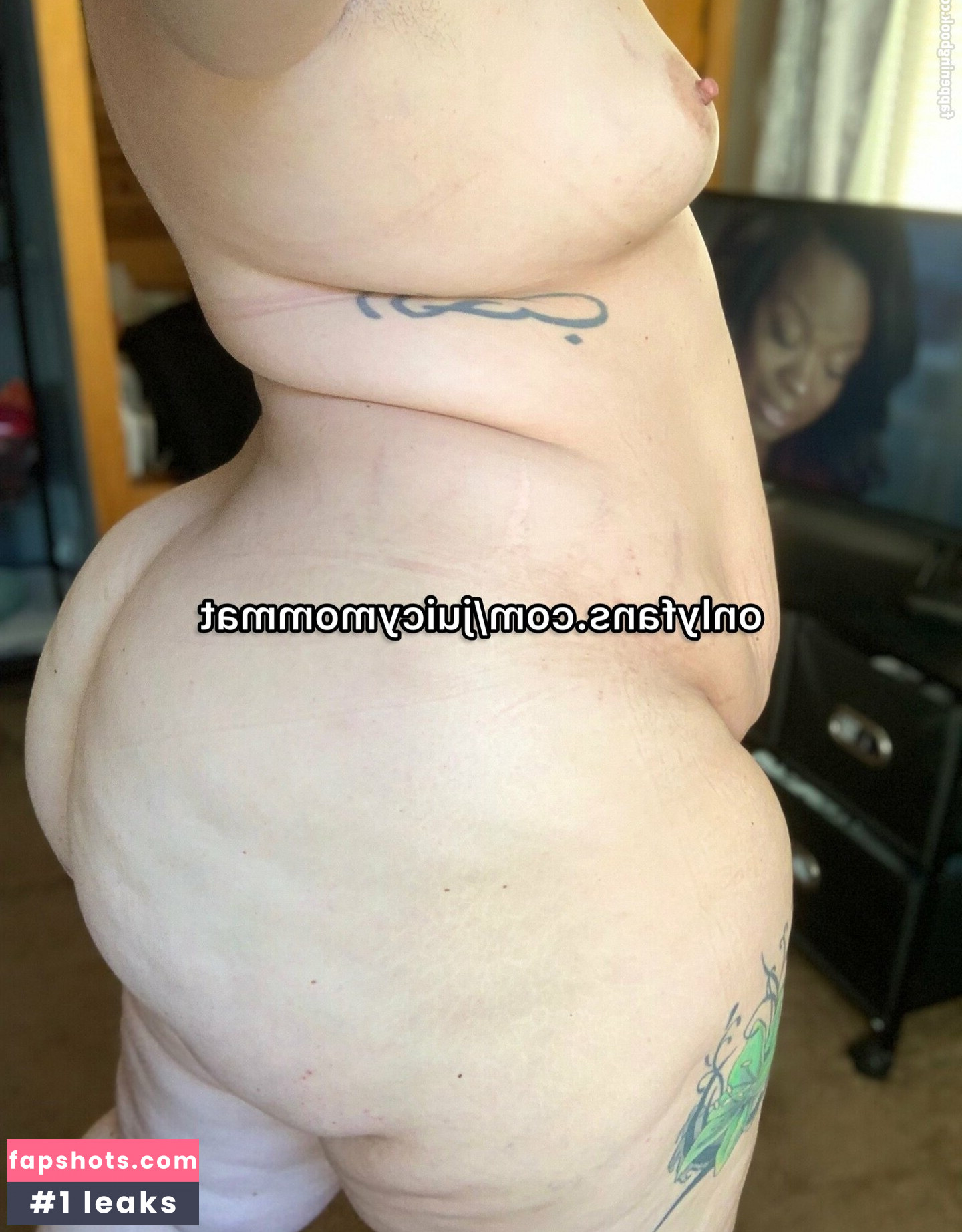 JuicymommaT Nahé úniky fotek pouze od fanoušků #55 - Fapshots