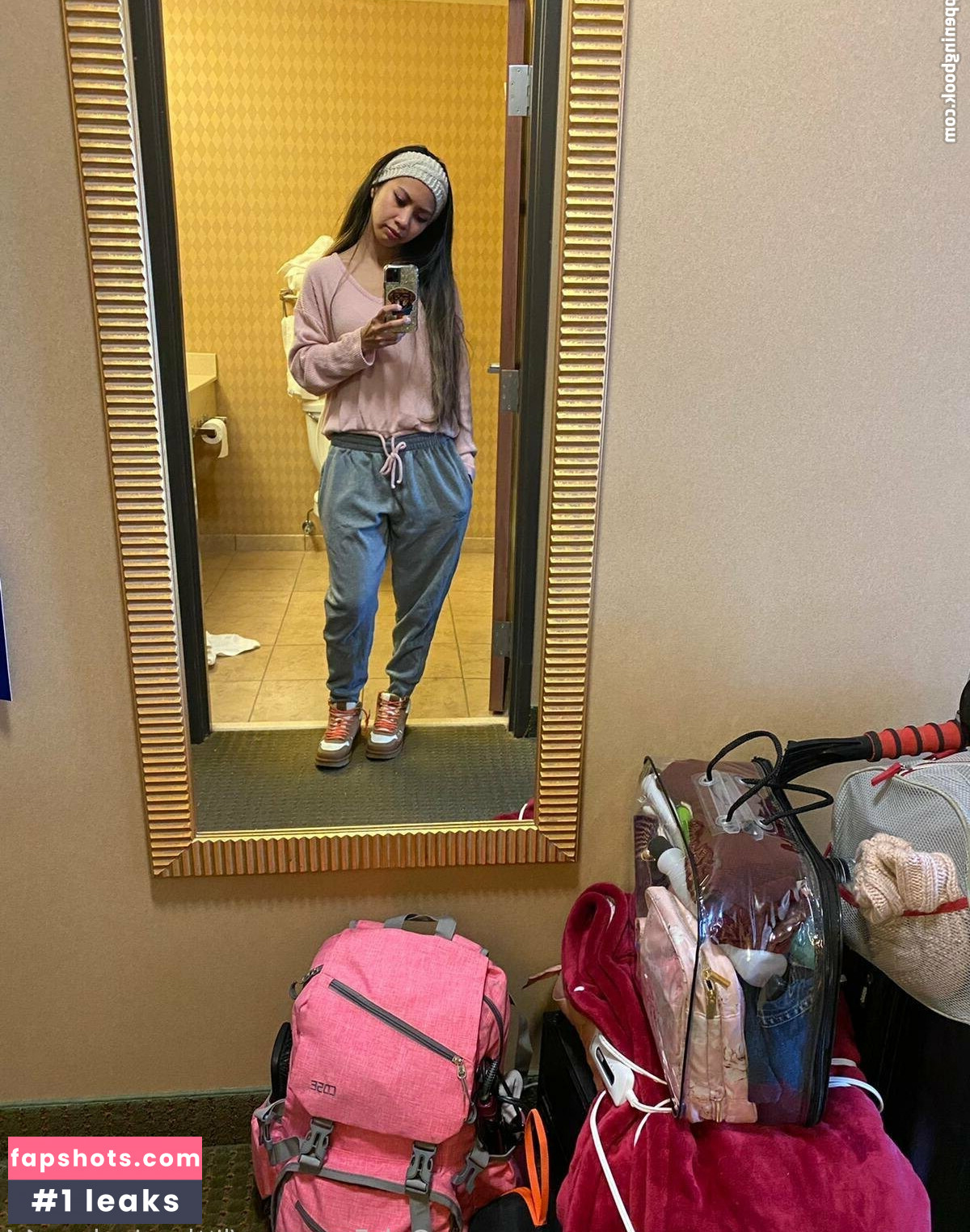 JuicyPinaypple gallery photo #30