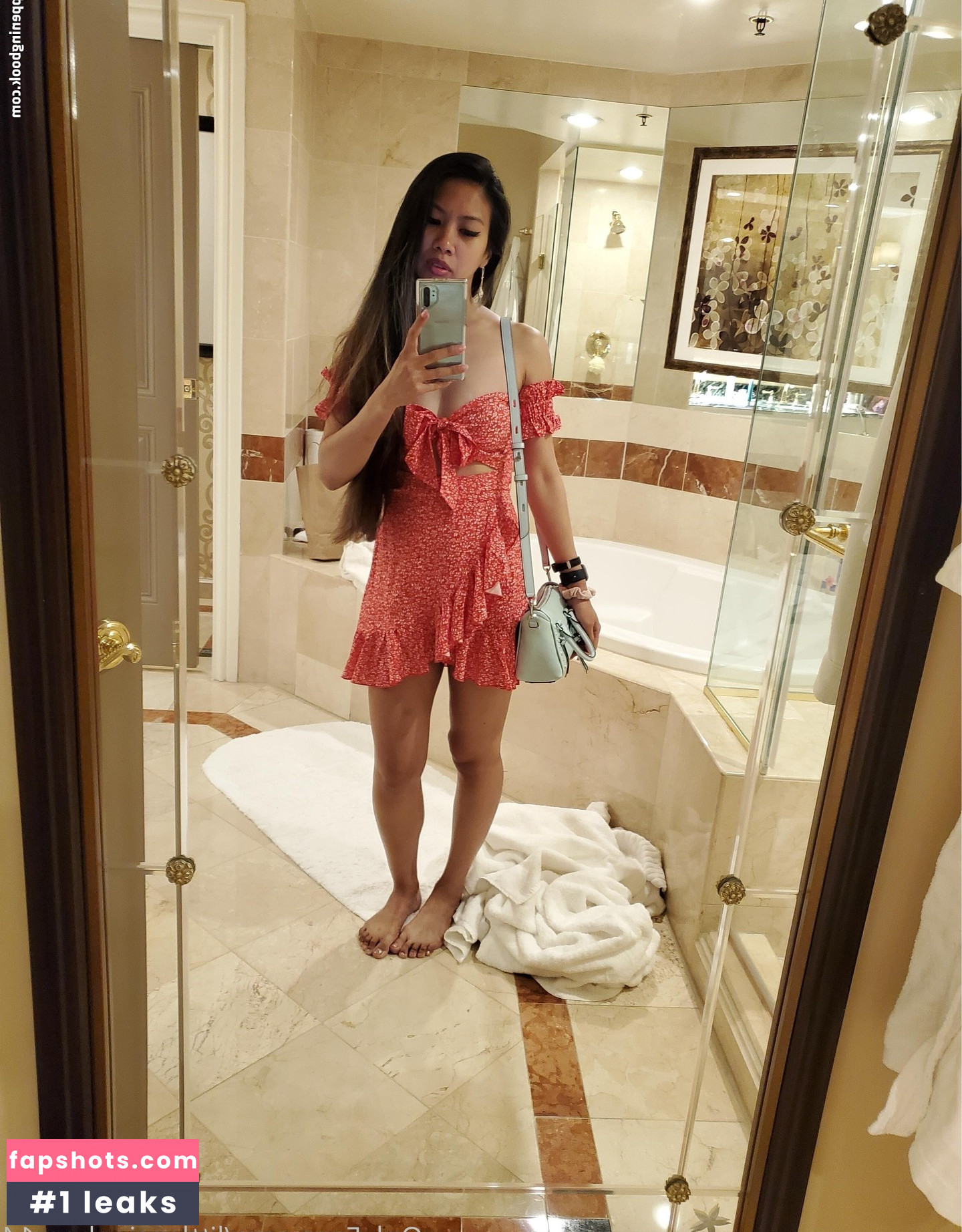 JuicyPinaypple gallery photo #44