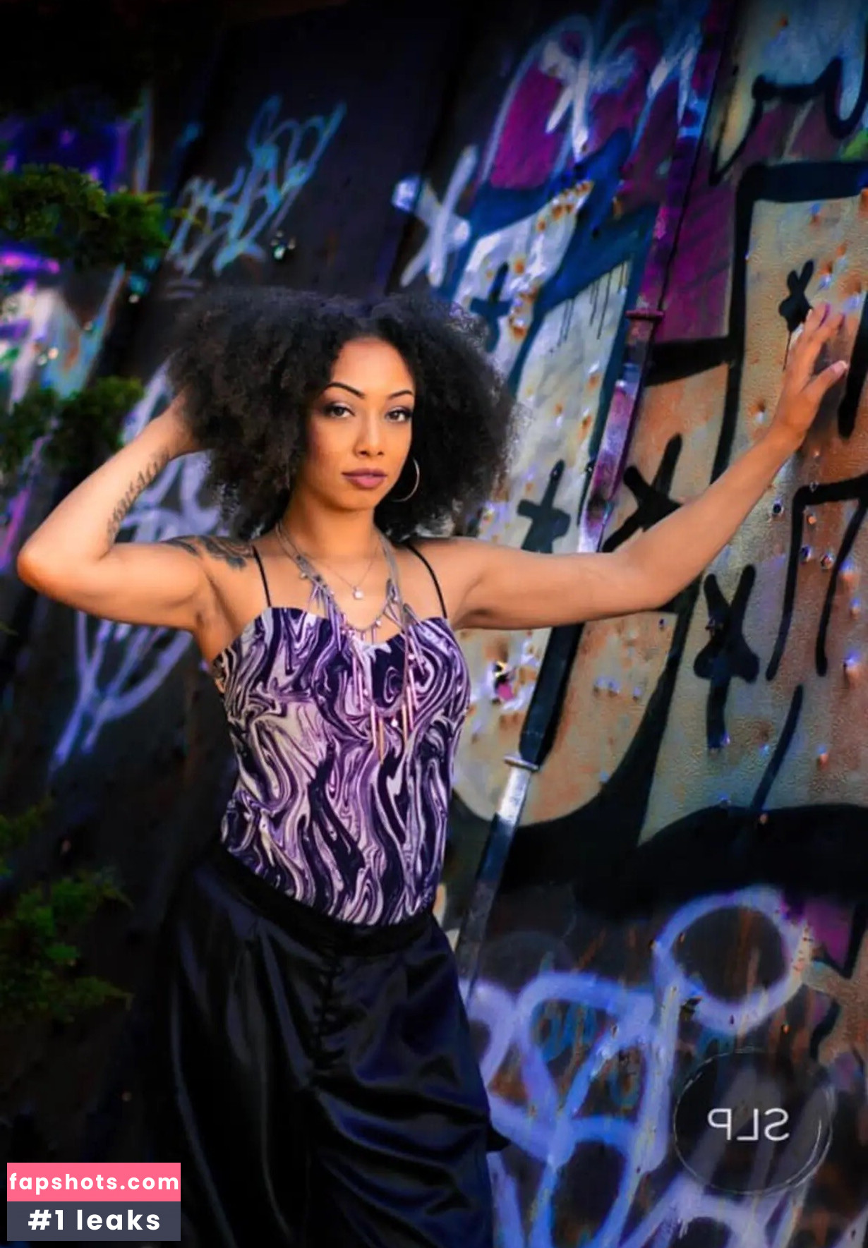 JuicyTee94 gallery photo #4