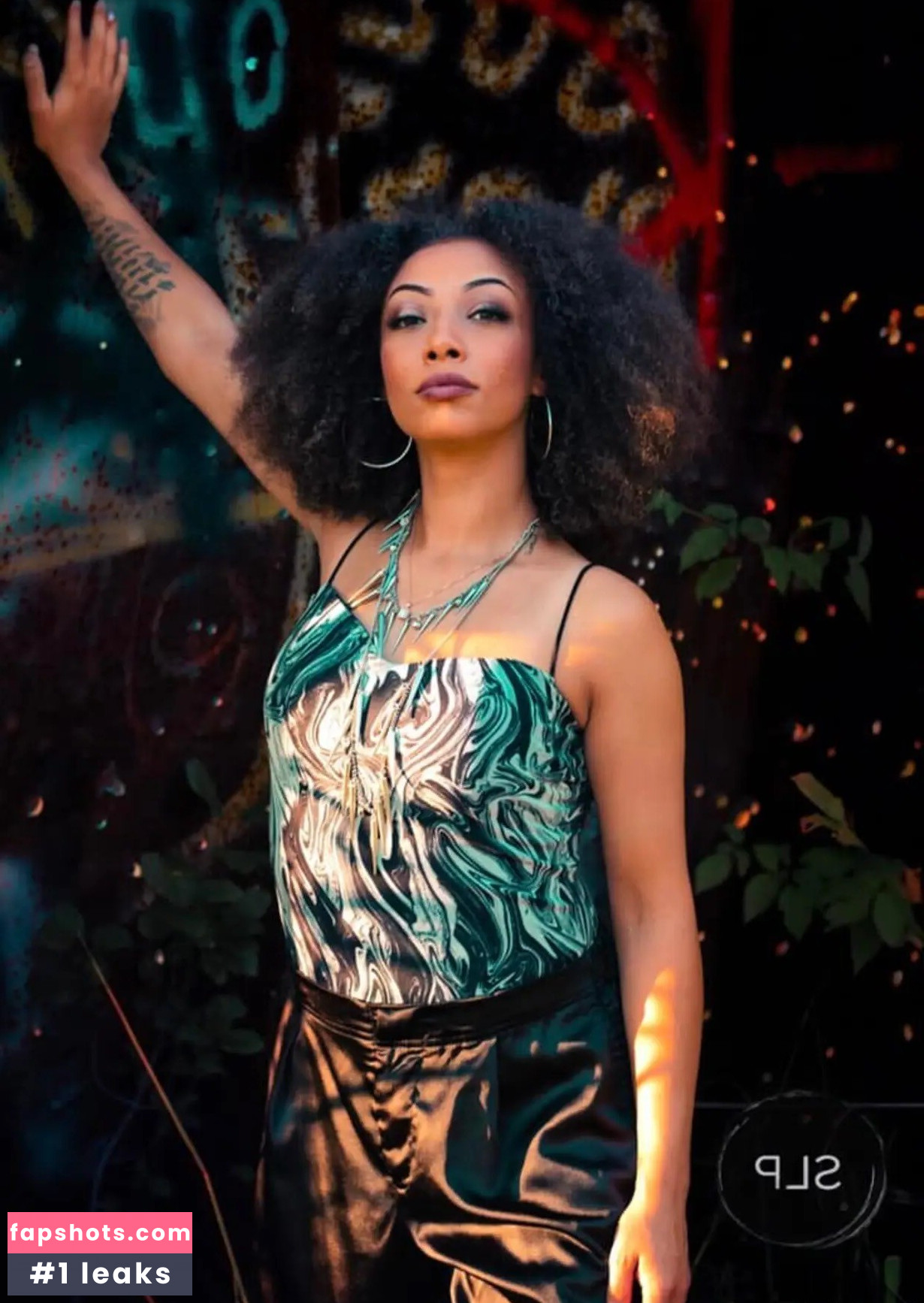 JuicyTee94 gallery photo #9